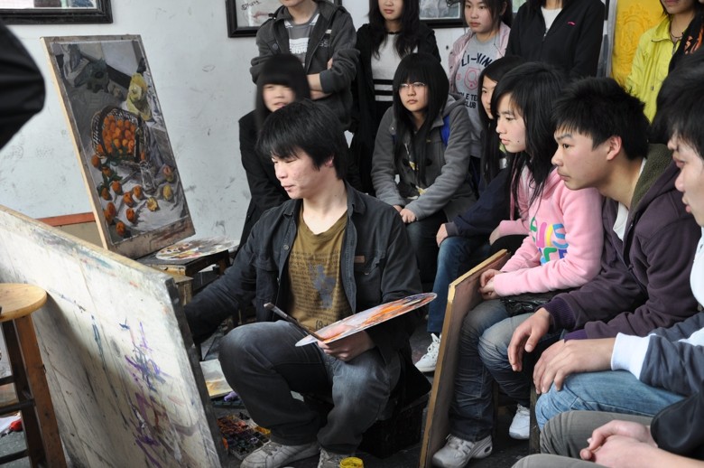 2013年湖南省高考美術(shù)聯(lián)考素描速寫色彩考試題目大全