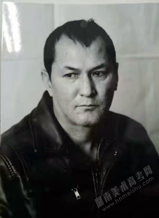 2017年新疆美術(shù)聯(lián)考考題「素描/速寫(xiě)/色彩」統(tǒng)考考試題目(完整版)