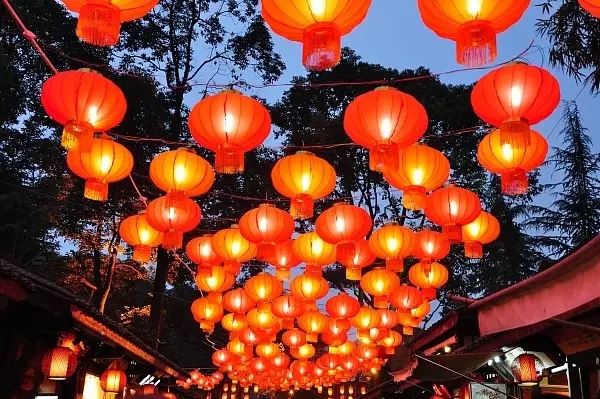 九大美術(shù)學(xué)院的學(xué)生元宵節(jié)都去哪了，都玩些啥？