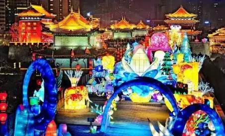 九大美術(shù)學(xué)院的學(xué)生元宵節(jié)都去哪了，都玩些啥？